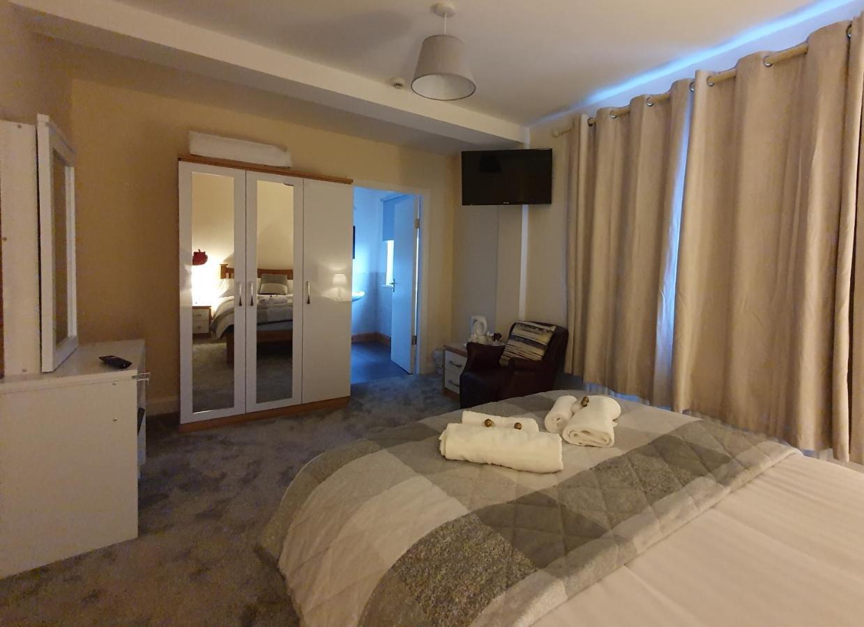 The Bowers Bar & Restaurant Hotel Ballinrobe Ngoại thất bức ảnh